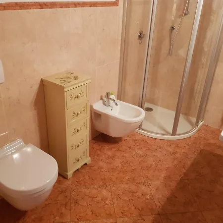 Oda ve Kahvaltı I Caloseni Caldiero